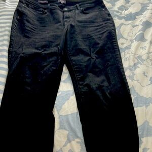 NYDJ black Sz. 16 jeans. Excellent condition.